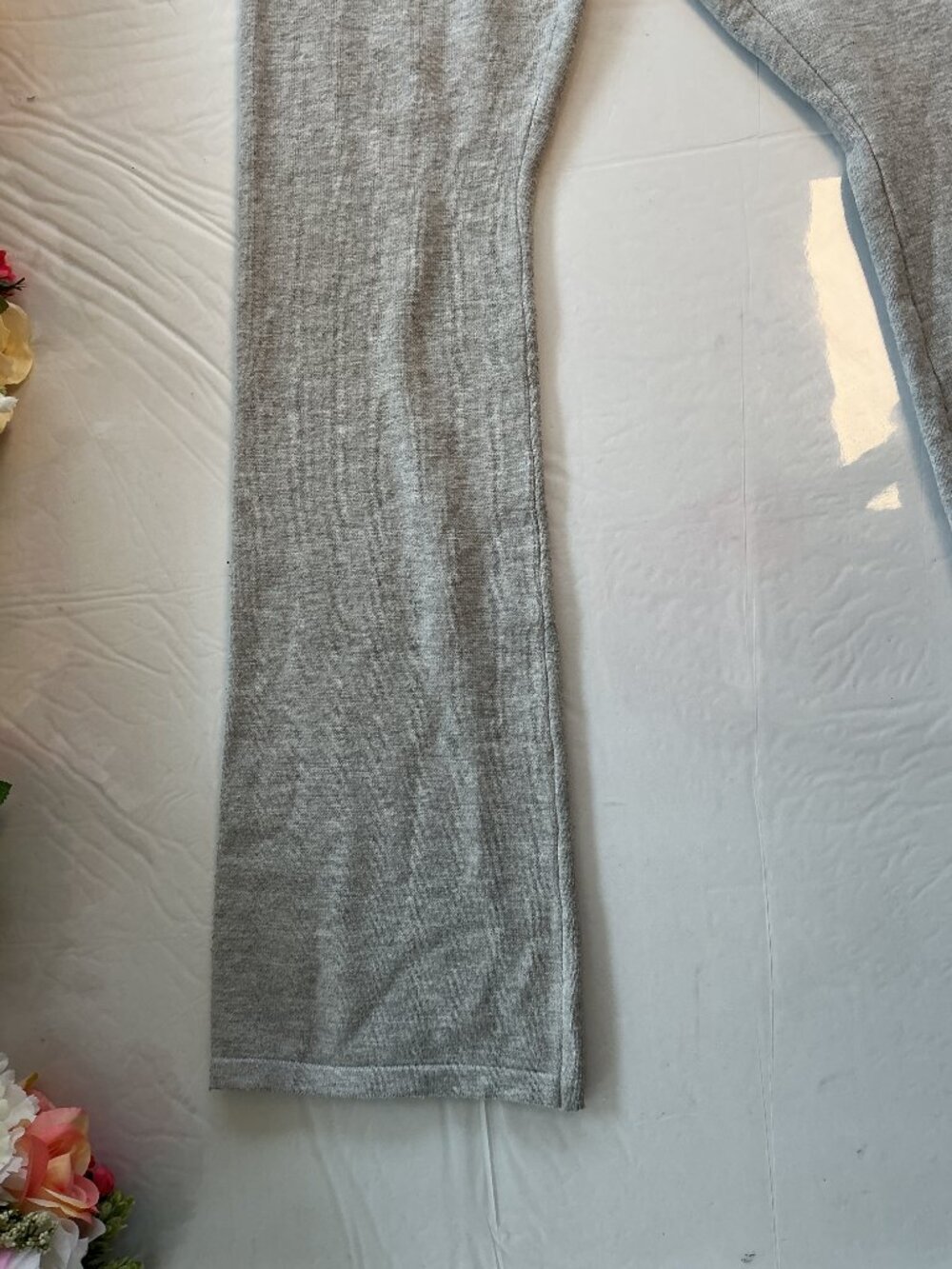 3/$20 Bundle 🌈 No Boundaries Foldover Flare Pants Gray Size S 4-6 - Picture 5 of 12